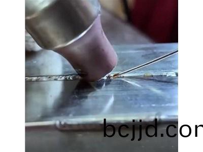 冷銲(han)機(ji)的優點(dian)與(yu)缺點